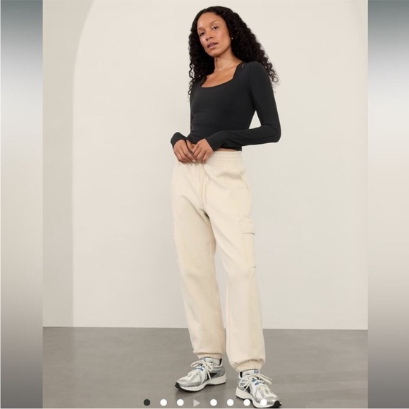Athleta Pants - Athleta Forever Fleece High Rise Cargo Jogger Size Medium